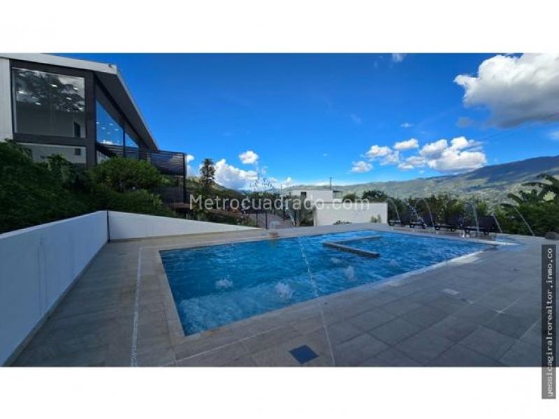 5BR Finca in Vereda El Zarzal (3700 m²) - 4