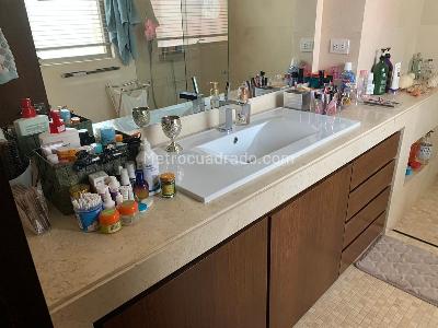 Apartamento de 3 alcobas en venta en Chico, Bogotá, 304 m² · foto 15 de 15