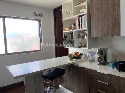 Apartamento de 3 alcobas en venta en Chico, Bogotá, 304 m² · foto 8 de 15