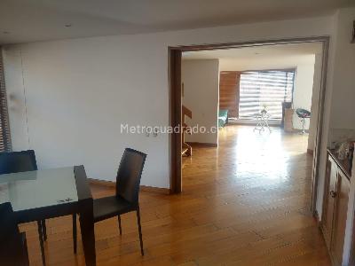 Apartamento de 3 alcobas en venta en Los Rosales Emaus, Bogotá, 191 m² · foto 4 de 16