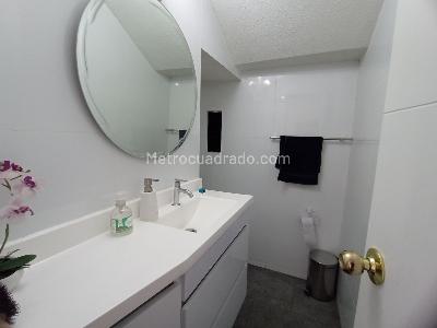 Casa en venta en Las Villas, Bogotá · foto 17 de 19