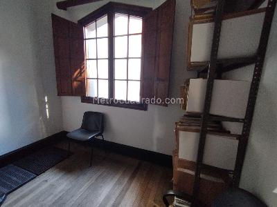 Casa de 5 alcobas en venta en Bosque Calderon, Bogotá, 265 m² · foto 3 de 9