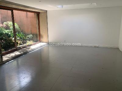 Casa de 5 alcobas en venta en San Gabriel Norte, Bogotá, 403 m² · foto 13 de 18
