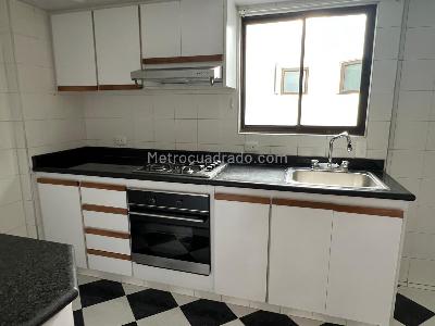 Apartamento en venta en Chico, Bogotá · foto 7 de 14