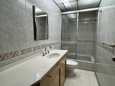 Casa de 4 alcobas en venta en Rincon Del Chico, Bogotá, 330 m² · foto 14 de 15