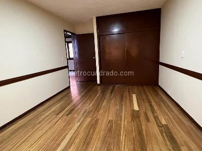Casa de 4 alcobas en venta en Rincon Del Chico, Bogotá, 330 m² · foto 6 de 15