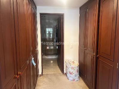 Apartamento de 3 alcobas en venta en Molinos Norte, Bogotá, 210 m² · foto 15 de 16