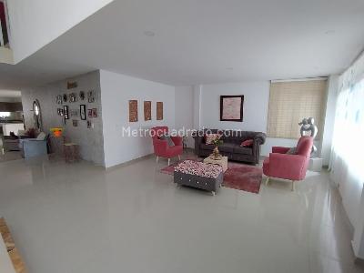 Casa de 4 alcobas en venta en Vía Al Nevado, Ibagué, 319 m² · foto 12 de 20