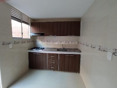 Casa de 3 alcobas en venta en Ibagué, 70 m² · foto 7 de 20