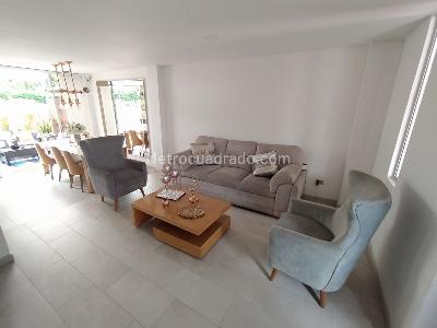 Casa de 4 alcobas en venta en Cr Los Arroyuelos, Ibagué, 72 m² · foto 12 de 20