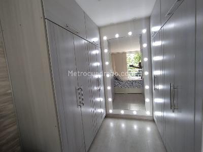 Casa de 4 alcobas en venta en Cr Los Arroyuelos, Ibagué, 72 m² · foto 2 de 20