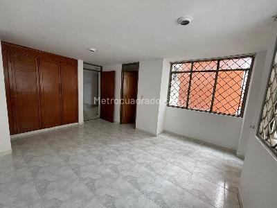Apartamento de 3 alcobas en venta en Piedrapintada Parte Alta, Ibagué, 30 m² · foto 13 de 17