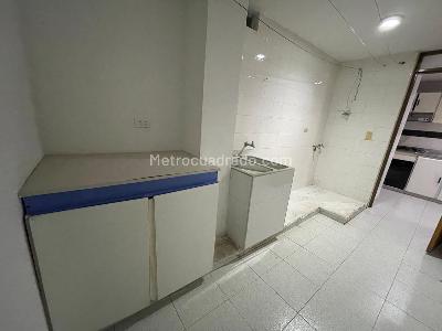 Apartamento de 3 alcobas en venta en Piedrapintada Parte Alta, Ibagué, 30 m² · foto 3 de 17