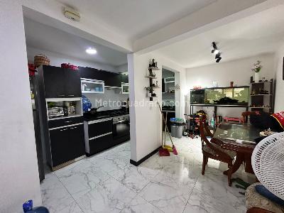 Casa de 3 alcobas en venta en Villa Marlen Ii, Ibagué, 168 m² · foto 12 de 16