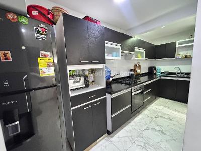 Casa de 3 alcobas en venta en Villa Marlen Ii, Ibagué, 168 m² · foto 5 de 16