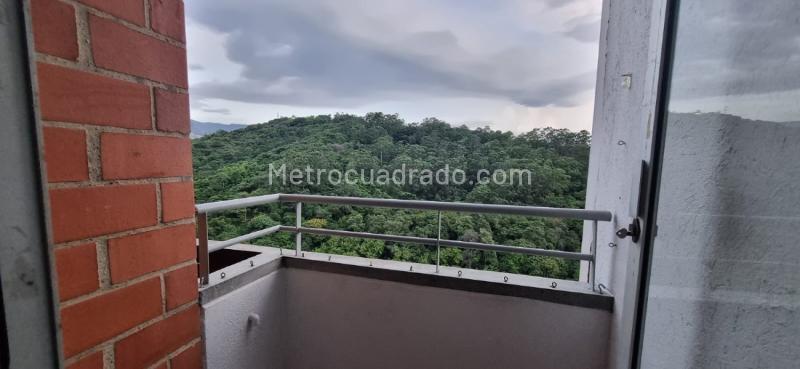 Loft-Style Studio for Rent in La Pilarica (Near La Florida Mall) - 3