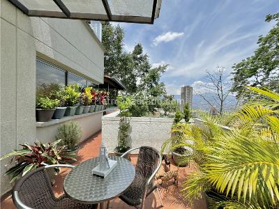Apartamento de 3 alcobas en venta en El Poblado, Medellín, 258 m² · foto 3 de 20