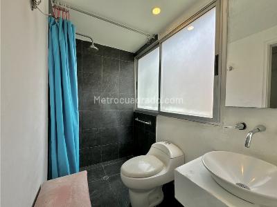 Apartamento de 3 alcobas en venta en El Poblado, Medellín, 258 m² · foto 10 de 20