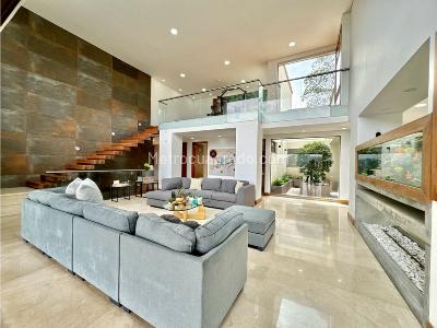 Casa de 5 alcobas en venta en Alto Del Escobero, Envigado, 960 m² · foto 9 de 20