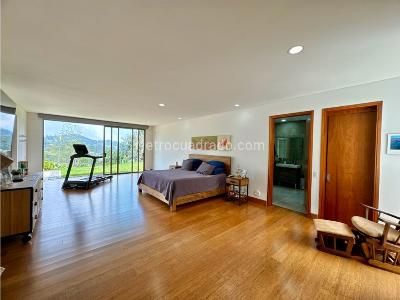Casa de 5 alcobas en venta en Alto Del Escobero, Envigado, 960 m² · foto 13 de 20