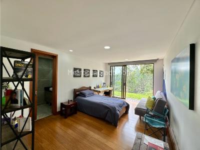 Casa de 5 alcobas en venta en Alto Del Escobero, Envigado, 960 m² · foto 18 de 20