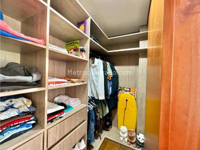 Casa de 5 alcobas en venta en Alto Del Escobero, Envigado, 960 m² · foto 19 de 20