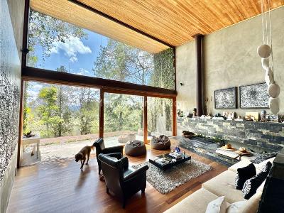 Casa de 3 alcobas en venta en Llanogrande, Rionegro, 430 m² · foto 2 de 20