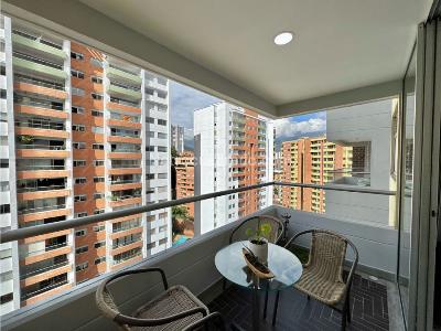 Apartamento de 2 alcobas en venta en Loma Linda, Sabaneta, 70 m² · foto 4 de 20