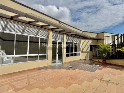Apartamento de 2 alcobas en venta en Loma Linda, Sabaneta, 70 m² · foto 19 de 20