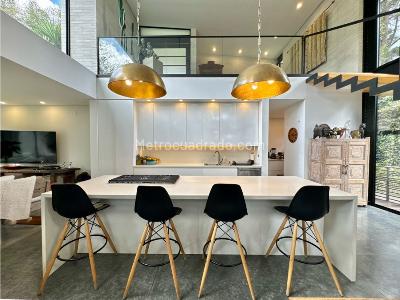Casa de 2 alcobas en venta en El Poblado, Medellín, 1800 m² · foto 5 de 20