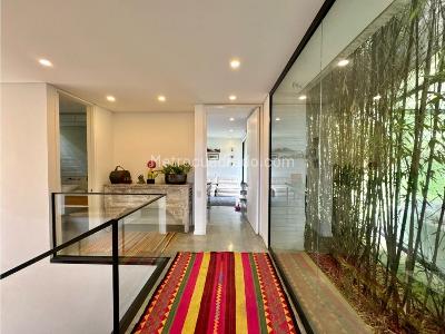 Casa de 2 alcobas en venta en El Poblado, Medellín, 1800 m² · foto 16 de 20