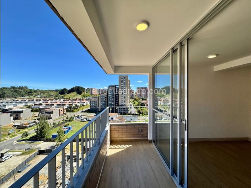 Apartamento esquinero a estrenar de 3 habitaciones en Barro Blanco, Rionegro - 4