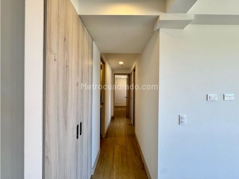 Apartamento esquinero a estrenar de 3 habitaciones en Barro Blanco, Rionegro - 9