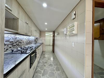 Apartamento en venta en Laureles, Medellín · foto 14 de 20