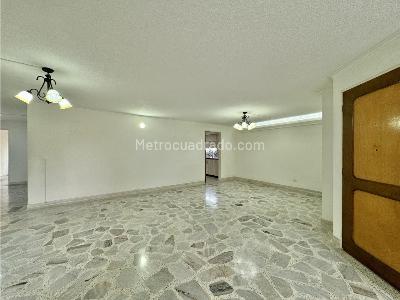 Apartamento en venta en Laureles, Medellín · foto 9 de 20