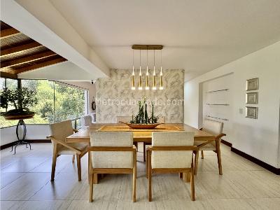 Casa de 5 alcobas en venta en El Poblado, Medellín, 1313 m² · foto 5 de 20