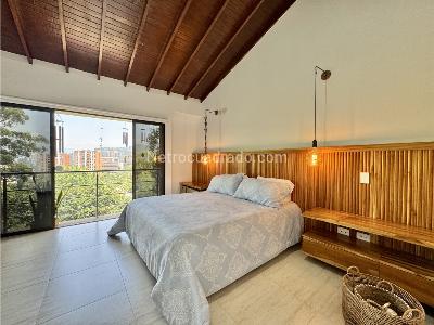 Casa de 5 alcobas en venta en El Poblado, Medellín, 1313 m² · foto 10 de 20