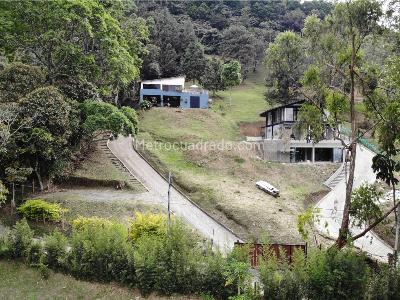 Casa de 3 alcobas en venta en La Mina, Envigado · foto 4 de 20