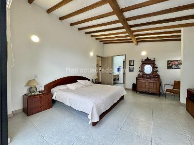 Casa de 3 alcobas en venta en La Mina, Envigado · foto 11 de 20