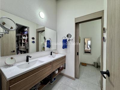 Casa de 3 alcobas en venta en La Mina, Envigado · foto 13 de 20