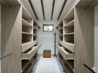 Casa de 3 alcobas en venta en La Mina, Envigado · foto 14 de 20