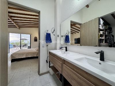 Casa de 3 alcobas en venta en La Mina, Envigado · foto 16 de 20
