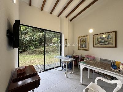 Casa de 3 alcobas en venta en La Mina, Envigado · foto 20 de 20