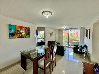Apartamento en venta en Laureles, Medellín · foto 4 de 20