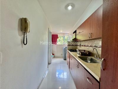 Apartamento en venta en Laureles, Medellín · foto 13 de 20