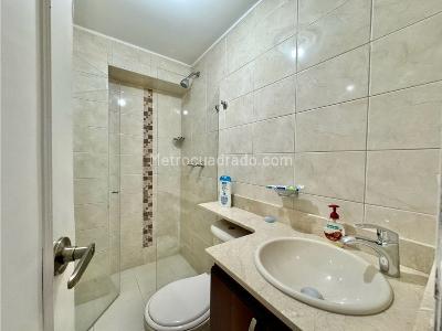 Apartamento en venta en Laureles, Medellín · foto 16 de 20