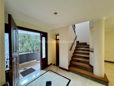 Casa de 3 alcobas en venta en El Poblado, Medellín, 257 m² · foto 6 de 20