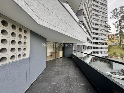 Apartamento de 3 alcobas en venta en Via Las Palmas, Medellín, 113 m² · foto 3 de 20