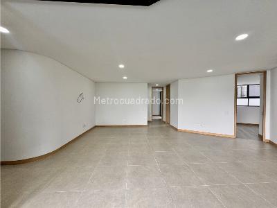 Apartamento de 3 alcobas en venta en Via Las Palmas, Medellín, 113 m² · foto 5 de 20