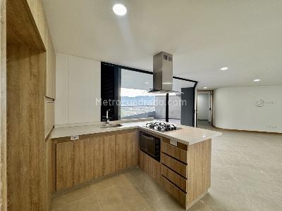 Apartamento de 3 alcobas en venta en Via Las Palmas, Medellín, 113 m² · foto 7 de 20